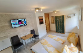 mit schönen Seeblick und Eckbalkon